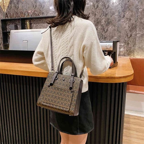 66% off trendy bags 2022 new designer handbags bags luxury quality satchel trend tote simple printed single shoulder fashionable design
66% off trendy bags 2022 new designer handbags bags luxury quality satchel trend tote simple printed single shoulder fashionable design