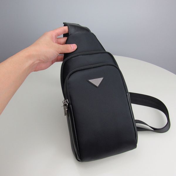 fashion mens chest bag outdoor leisure bag royal british style men leather with imported tarpaulin blue black, Red;black
fashion mens chest bag outdoor leisure bag royal british style men leather with imported tarpaulin blue black, Red;black