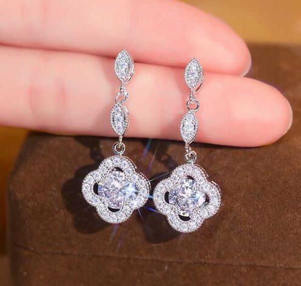 natural stone with ear clip long without ear hole zircon crystal earring jewellery, Silver
natural stone with ear clip long without ear hole zircon crystal earring jewellery, Silver