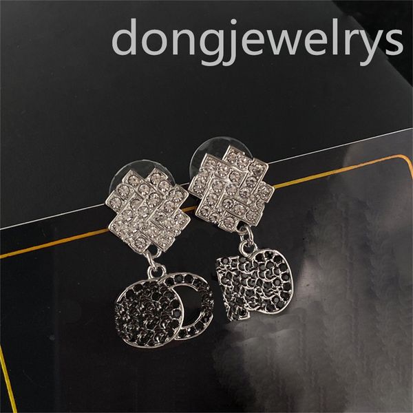 stud charm luxury earrings women big diamond earring designer earings dongjewelrys ear cuff fashion eardrop pearl earrings necklaces, Golden
stud charm luxury earrings women big diamond earring designer earings dongjewelrys ear cuff fashion eardrop pearl earrings necklaces, Golden
