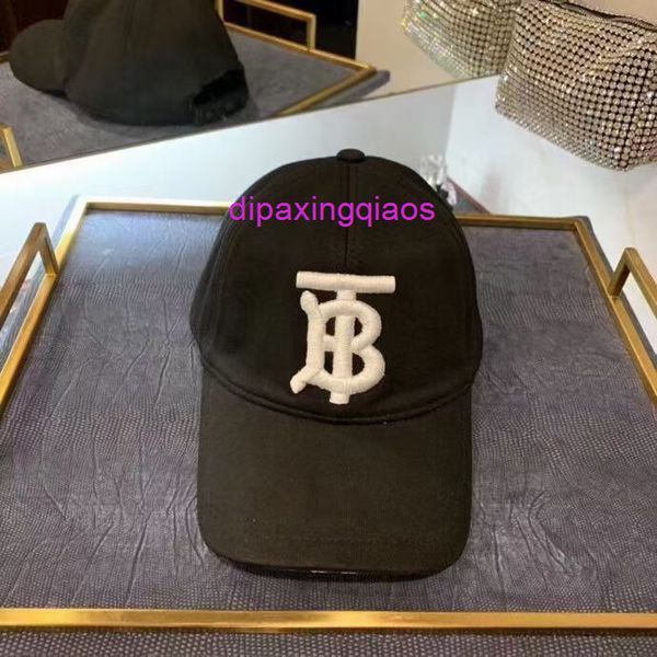 caps burbrery four seasons exquisite embroidery plaid tb versatile lovers wide brim letter baseball casual black hat shade, Blue;gray
caps burbrery four seasons exquisite embroidery plaid tb versatile lovers wide brim letter baseball casual black hat shade, Blue;gray