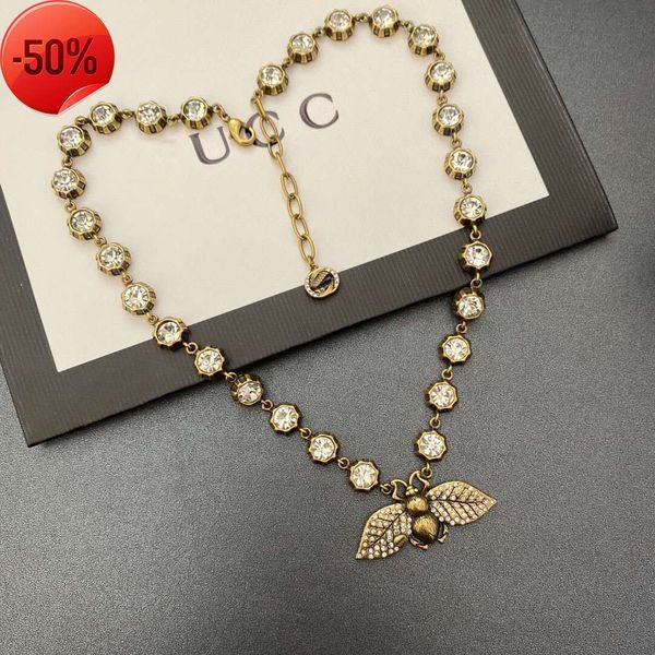 design necklace womengujia's new little bee pendant with diamond for women's collar, fashionable temperament and fashionable neckl, Silver
design necklace womengujia's new little bee pendant with diamond for women's collar, fashionable temperament and fashionable neckl, Silver
