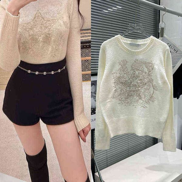 autumn gold thread jacquard star embroidery round neck sweater slim age figure blouse woman, White;black
autumn gold thread jacquard star embroidery round neck sweater slim age figure blouse woman, White;black