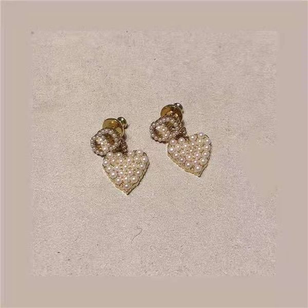 fine full diamond letter peach heart pearl earrings 925 silver needle, Golden
fine full diamond letter peach heart pearl earrings 925 silver needle, Golden