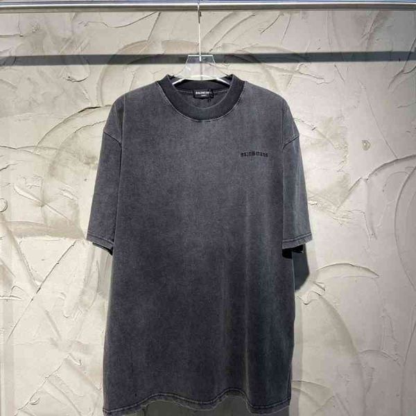 2022 designer bal t shirt paris front and back embroidered letters old washed color short sleeve t-shirt men's casual short sleeve t-sh, White;black
2022 designer bal t shirt paris front and back embroidered letters old washed color short sleeve t-shirt men's casual short sleeve t-sh, White;black