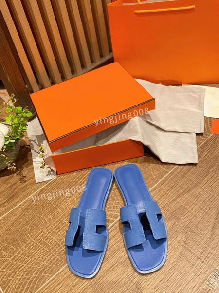 2022 luxury brand sandals designer slippers slides floral brocade genuine leather flip flops women shoes sandal size35-41, Black
2022 luxury brand sandals designer slippers slides floral brocade genuine leather flip flops women shoes sandal size35-41, Black