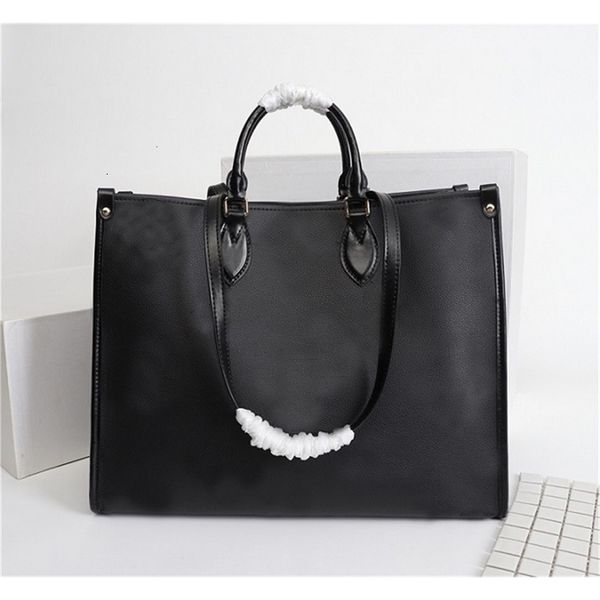 gbg hl 21ss new onthego handbag new women handbag fashion large duplex printing different style designer bag designer handbag
gbg hl 21ss new onthego handbag new women handbag fashion large duplex printing different style designer bag designer handbag
