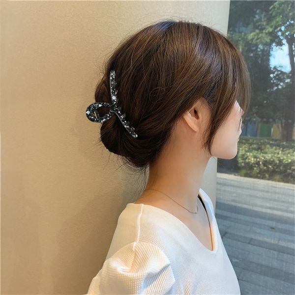 drawing style dot square long hair clamp women mix size hair clips female ink pattern hollow out plastic crab claw fashion head wear accesso, Slivery;golden
drawing style dot square long hair clamp women mix size hair clips female ink pattern hollow out plastic crab claw fashion head wear accesso, Slivery;golden
