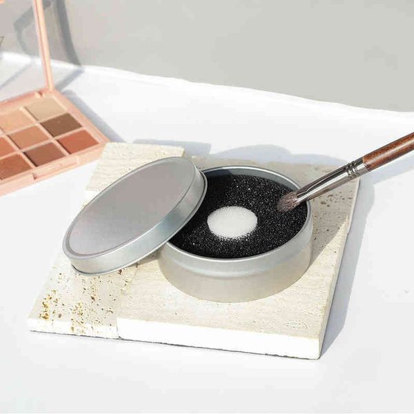 make up brush ovw makeup dry cleaner box double use eye shadow es color remover sponge washing scrubber clean kit 0311
make up brush ovw makeup dry cleaner box double use eye shadow es color remover sponge washing scrubber clean kit 0311
