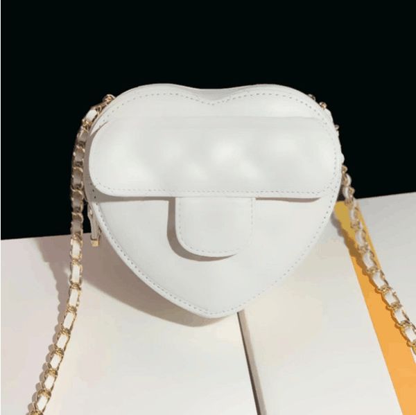 tier quality designer womens heart bags classic quilted flap zipper bag lambskin crossboby shoulder chain bag lady peach shape purse clutch
tier quality designer womens heart bags classic quilted flap zipper bag lambskin crossboby shoulder chain bag lady peach shape purse clutch