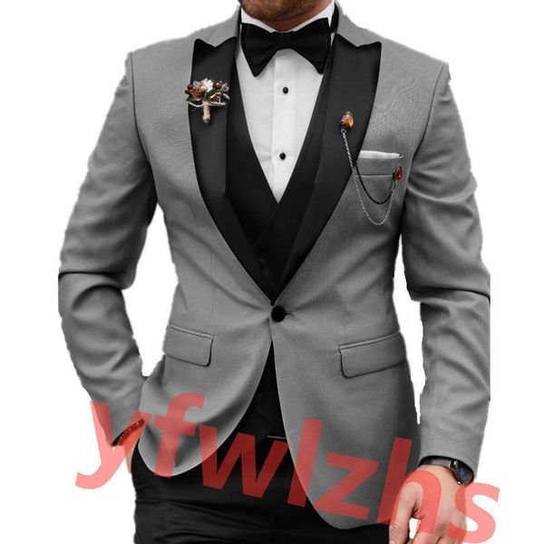 handsome one button groomsmen peak lapel groom tuxedos mens wedding dress man jacket blazer prom dinner suits jacket pants tie vest w893, Black;gray
handsome one button groomsmen peak lapel groom tuxedos mens wedding dress man jacket blazer prom dinner suits jacket pants tie vest w893, Black;gray