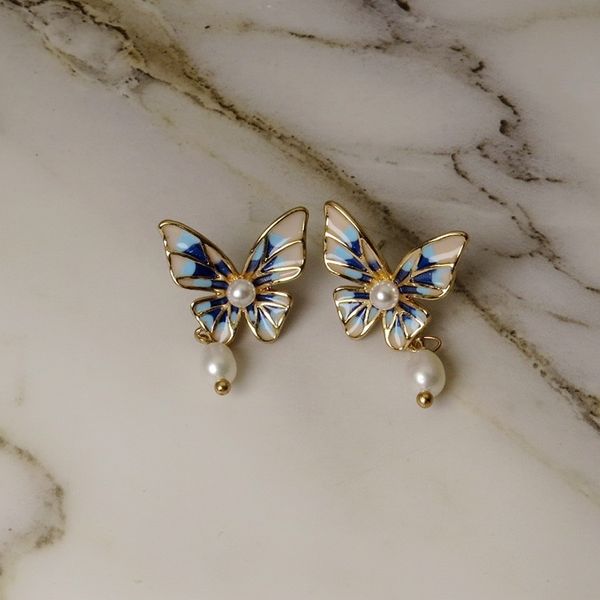 jewelry week earrings baking paint small butterfly tassel pearl popular female 925, Golden;silver
jewelry week earrings baking paint small butterfly tassel pearl popular female 925, Golden;silver