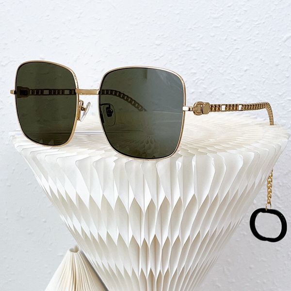 popular famous brand men or women pendant designer sunglasses 0724 classic simple and generous mens sunglasses with original box, White;black
popular famous brand men or women pendant designer sunglasses 0724 classic simple and generous mens sunglasses with original box, White;black