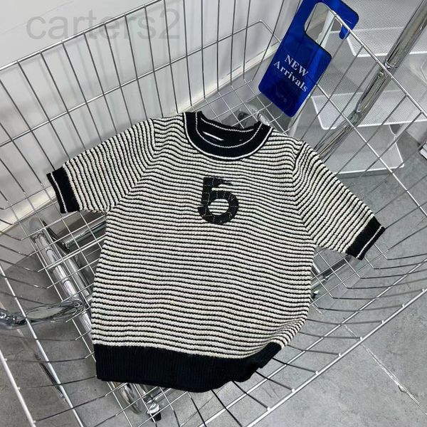 women's t-shirt designer spring and summer new xiaoxiangfeng no. 5 digital suede embroidery fixed dyeing black white stripes contrast c
women's t-shirt designer spring and summer new xiaoxiangfeng no. 5 digital suede embroidery fixed dyeing black white stripes contrast c