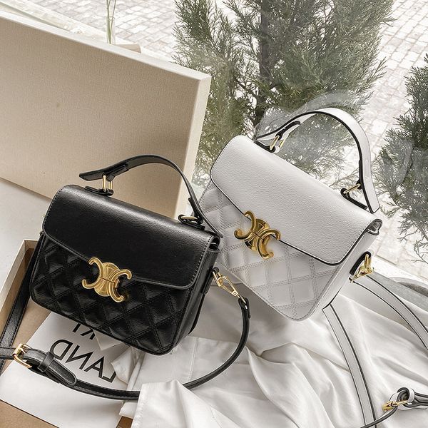 designer bags women's 2022 new trend fashion embroidery bean curd small square texture lock pu one shoulder messenger
designer bags women's 2022 new trend fashion embroidery bean curd small square texture lock pu one shoulder messenger