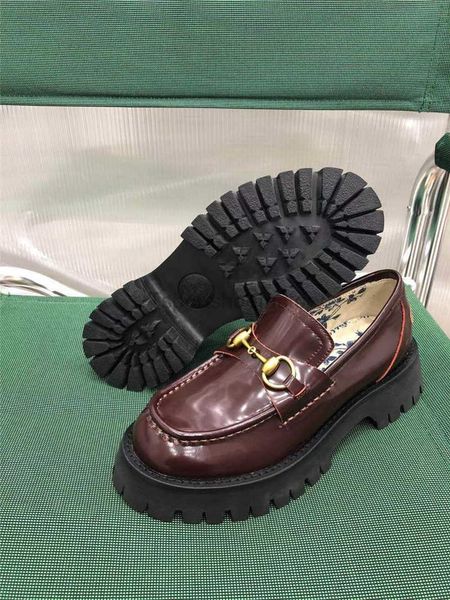 2022 luxury designer dress shoes houdan women gold horsebit loafers platform loafer brown with original box, Black
2022 luxury designer dress shoes houdan women gold horsebit loafers platform loafer brown with original box, Black