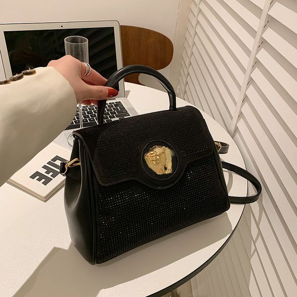 luxurys elegant shoulder cross body shopping designers bags women handbag messenger bag leather metis purse tote
luxurys elegant shoulder cross body shopping designers bags women handbag messenger bag leather metis purse tote