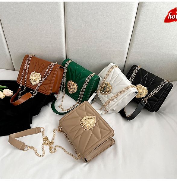 factory online export designer brand bag handbag new square chain single shoulder women's small style
factory online export designer brand bag handbag new square chain single shoulder women's small style