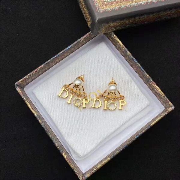 75% off clearance jewelrys high version pearl fan-shaped row of diamond female high-quality fashion earrings, Golden
75% off clearance jewelrys high version pearl fan-shaped row of diamond female high-quality fashion earrings, Golden