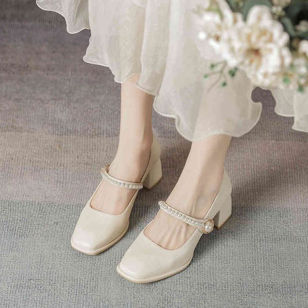 dress shoes thick heel leather fairy shallow mouth small shoes evening gentle style mary jane patent high heels single nrm1, Black
dress shoes thick heel leather fairy shallow mouth small shoes evening gentle style mary jane patent high heels single nrm1, Black