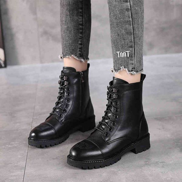 slippers autumn winter martin boots women's cowhide side zipper small 32 leather plus plush large 43 short spdx, Black
slippers autumn winter martin boots women's cowhide side zipper small 32 leather plus plush large 43 short spdx, Black