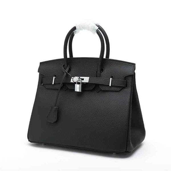 new buckle pattern women's portable diagonal cute womens shoulder trendy small square leather bag female korea concise solid handbag
new buckle pattern women's portable diagonal cute womens shoulder trendy small square leather bag female korea concise solid handbag