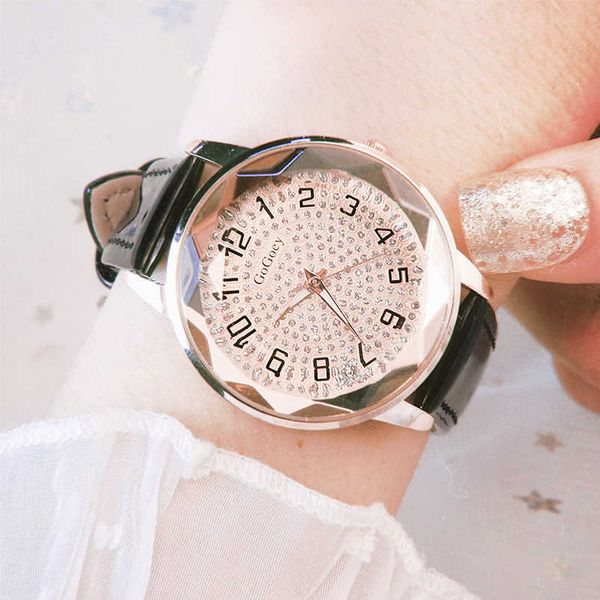 fashion women's watch elegant quartz leather strap diamond dial ladise clock wristwatch, Slivery;brown
fashion women's watch elegant quartz leather strap diamond dial ladise clock wristwatch, Slivery;brown