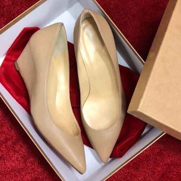 women sandals wedge heels red sole high heeled lady dress pumps pipina 55mm suede wedges black nude leather pointed toe with originals box
women sandals wedge heels red sole high heeled lady dress pumps pipina 55mm suede wedges black nude leather pointed toe with originals box