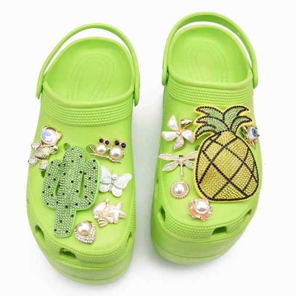 new arrival crystal clog charm with fur flower fruit iron tower rainbow rhinestone patches shoe charm, White;pink
new arrival crystal clog charm with fur flower fruit iron tower rainbow rhinestone patches shoe charm, White;pink