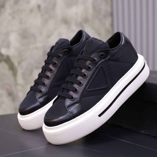 perfect brands nylon leather gabardine sneakers shoes men triangle logo rubber platform sole casual walking luxury discount footwear eu38-46, Black
perfect brands nylon leather gabardine sneakers shoes men triangle logo rubber platform sole casual walking luxury discount footwear eu38-46, Black