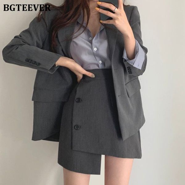 elegant women skirt suits long sleeve split jacket & high waist buttons irregular mini skirts 2021 winter blazer set, White
elegant women skirt suits long sleeve split jacket & high waist buttons irregular mini skirts 2021 winter blazer set, White