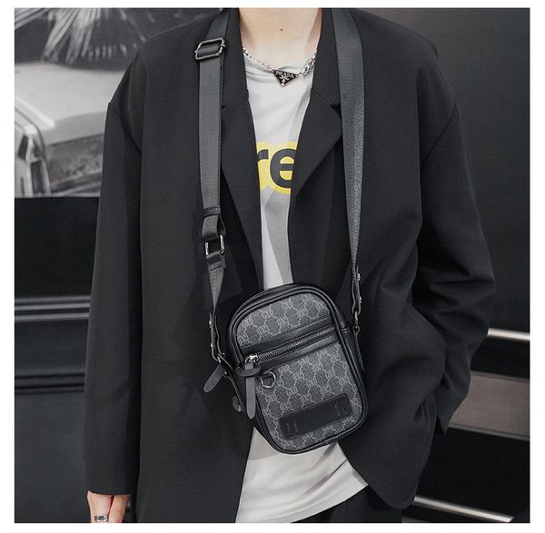 2022 men shoulder bags designer cross body women messenger bag fashion leather handbag composite package backpack for girls boys wallets
2022 men shoulder bags designer cross body women messenger bag fashion leather handbag composite package backpack for girls boys wallets