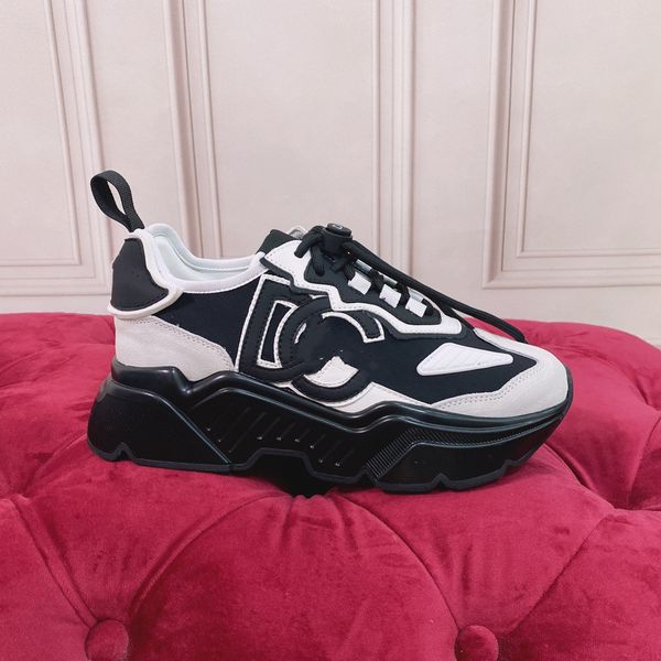 2023 new luxury designer mens shoes sports shoes casual shoes women's travel flat shoes fashion platform leather retro 0502, Black
2023 new luxury designer mens shoes sports shoes casual shoes women's travel flat shoes fashion platform leather retro 0502, Black