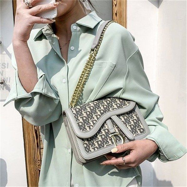 large capacity chain women's new single messenger fashion small square spring and summer zero design purses online
large capacity chain women's new single messenger fashion small square spring and summer zero design purses online