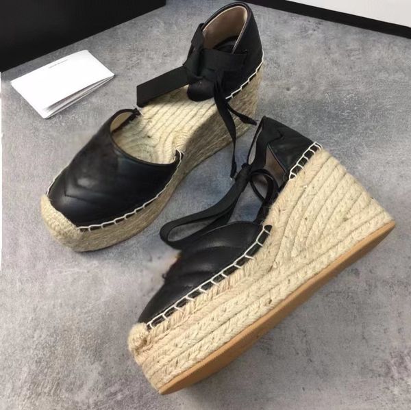 designer shoes classic sandals designer 100% leather women high heel sandals platform summer ribbon weaving womens 2022 wedding dress shoes, Black
designer shoes classic sandals designer 100% leather women high heel sandals platform summer ribbon weaving womens 2022 wedding dress shoes, Black