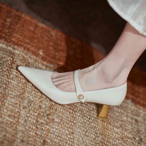 sandals single shoe pointed cow leather pearl mary jane women's shoes are versatile, spring and autumn middle heels, special-shaped hee, Black
sandals single shoe pointed cow leather pearl mary jane women's shoes are versatile, spring and autumn middle heels, special-shaped hee, Black