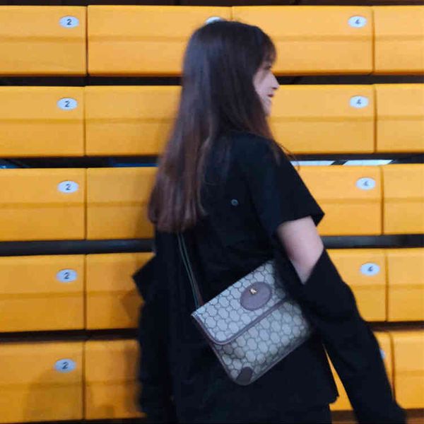 new versatile sling one shoulder messenger women's bag with head bag wide shoulder belt printed chest bag women's purses_oq99
new versatile sling one shoulder messenger women's bag with head bag wide shoulder belt printed chest bag women's purses_oq99