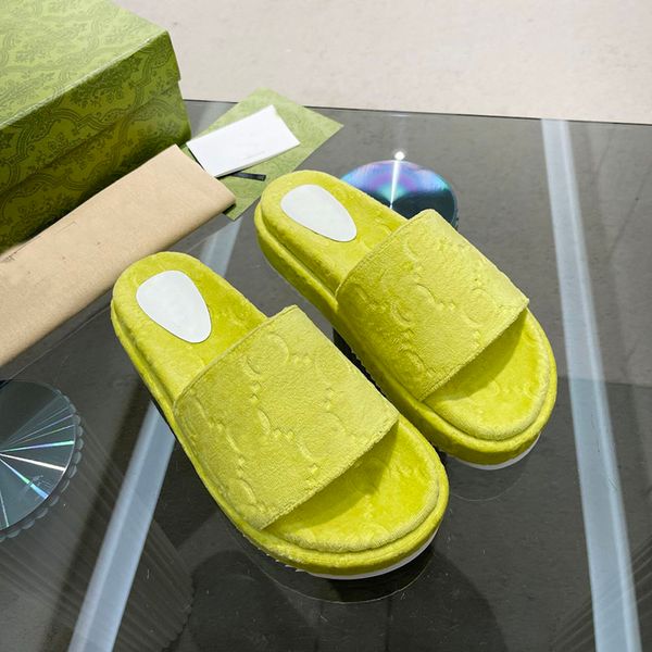 2022 new fashion summer candy colors slippers luxury travel beach casual shoes women rubber leather sandals platform lazy loafers with box 3, Black
2022 new fashion summer candy colors slippers luxury travel beach casual shoes women rubber leather sandals platform lazy loafers with box 3, Black