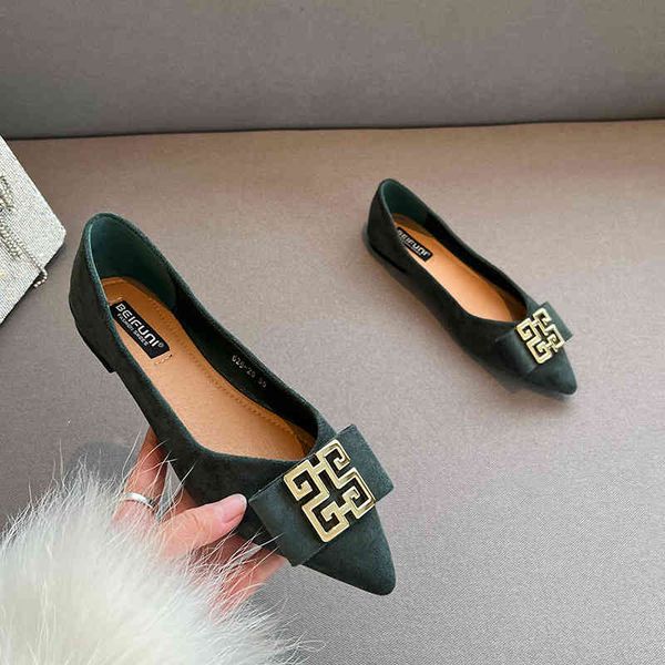 sandals net red temperament pointed metal flat shoes low heel shallow mouth soft leather bottom versatile single women's 5a4l, Black
sandals net red temperament pointed metal flat shoes low heel shallow mouth soft leather bottom versatile single women's 5a4l, Black