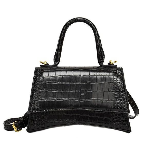 2022 woman shopping designer crossbody bags fashion handbags luxury tote crocodile pattern cross body bags half moon leather classic retro s
2022 woman shopping designer crossbody bags fashion handbags luxury tote crocodile pattern cross body bags half moon leather classic retro s