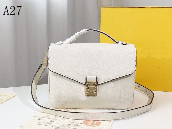 designer luxury women the tote bag fashion versatile handbags shoulder crossbody bags purse tories totes large capacity saddle wallets 7a al
designer luxury women the tote bag fashion versatile handbags shoulder crossbody bags purse tories totes large capacity saddle wallets 7a al
