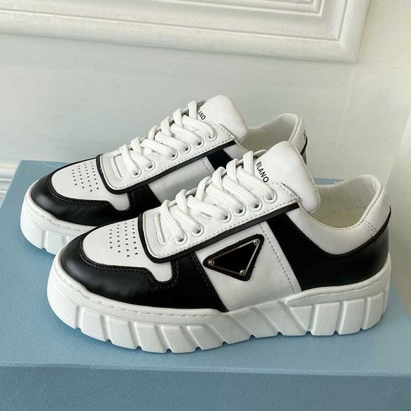 womens mens new casual shoes round toe design simple versatile shoes side triangle decoration comfortable and breathable black white
womens mens new casual shoes round toe design simple versatile shoes side triangle decoration comfortable and breathable black white