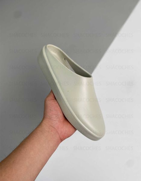 fears of god the california slip-on original sandals slippers luxurys designers fog sliders women almond oat cream concrete cements, Black
fears of god the california slip-on original sandals slippers luxurys designers fog sliders women almond oat cream concrete cements, Black