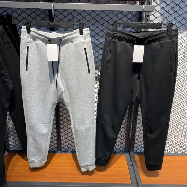 black gray tech fleece laminated zipper design running pants three-dimensional tailoring men's space cotton casual pants sports trouser
black gray tech fleece laminated zipper design running pants three-dimensional tailoring men's space cotton casual pants sports trouser