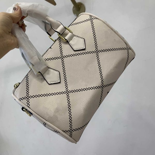new women designer pu print handbag pillow bag with adjustable straps diagonal bags simple fashion shoulder bag wallet wholesale
new women designer pu print handbag pillow bag with adjustable straps diagonal bags simple fashion shoulder bag wallet wholesale