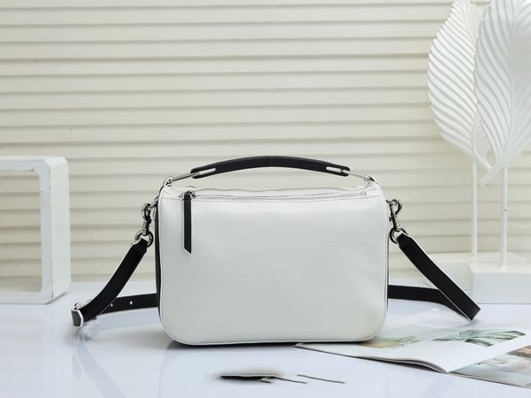 the softbox shoulder bags womens quality high designer mj crossbody fashion clutch handbags with dust bag double zipper two size
the softbox shoulder bags womens quality high designer mj crossbody fashion clutch handbags with dust bag double zipper two size