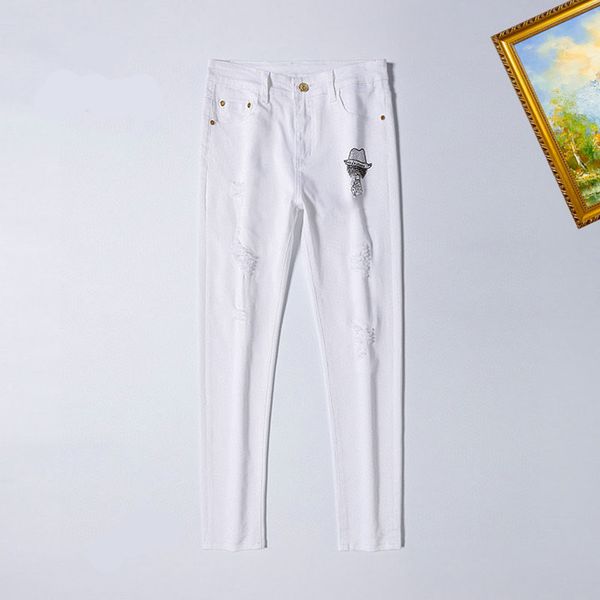 2022 spring and summer men's jeans all-match washed slim pencil pants light-colored micro stretch7799, Blue
2022 spring and summer men's jeans all-match washed slim pencil pants light-colored micro stretch7799, Blue