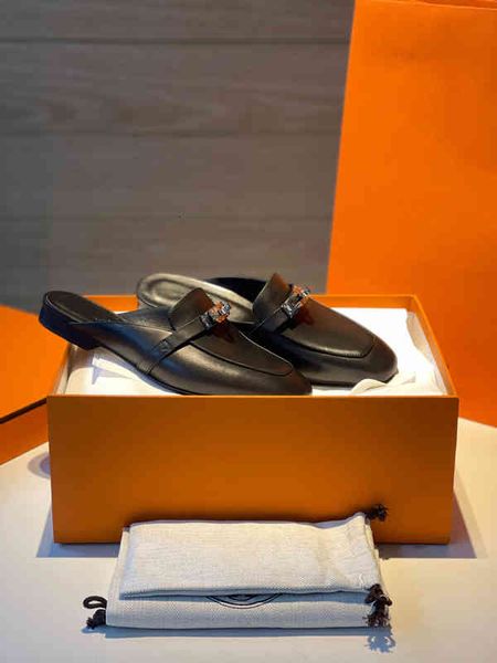slippers metal kelly buckle half tow calfskin one foot muller shoes flat heel baotou slippers women, Black
slippers metal kelly buckle half tow calfskin one foot muller shoes flat heel baotou slippers women, Black