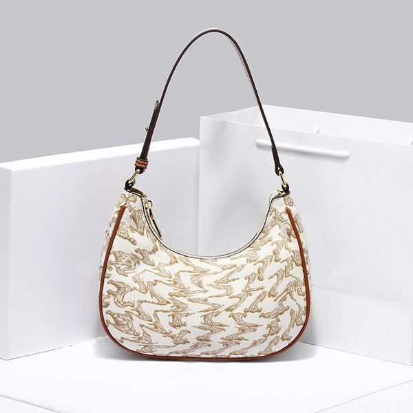 2022 classic vintage tote bag pu leather satchel bags designer luxury hobo shoulder bag fashion embossing zipper high end handbags for women
2022 classic vintage tote bag pu leather satchel bags designer luxury hobo shoulder bag fashion embossing zipper high end handbags for women