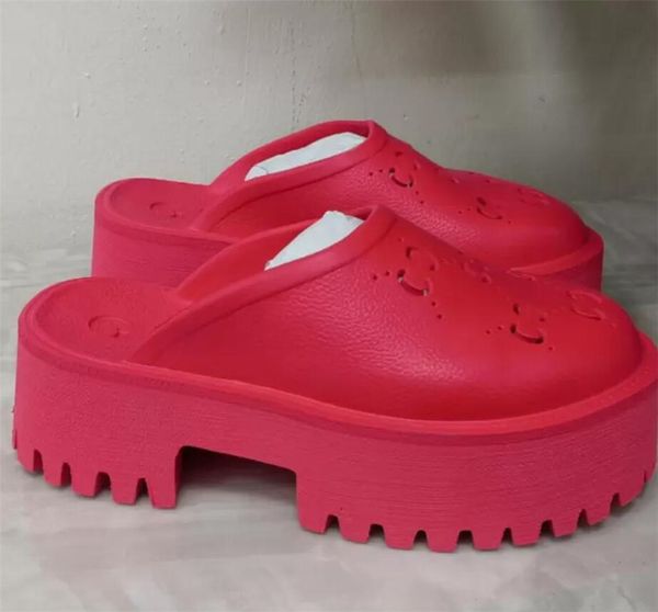 2022 women platform perforated sandals summer shoe r womens slippers candy colors clear high heel height 5.5cm, Black
2022 women platform perforated sandals summer shoe r womens slippers candy colors clear high heel height 5.5cm, Black